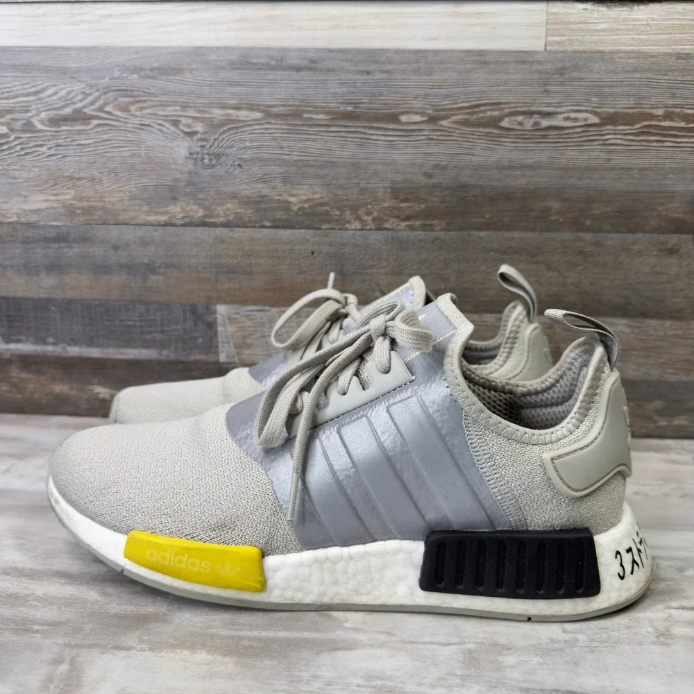 Adidas NMD R1 Futuristic Men's Size 10.5 Running Shoes Metal Grey‎ EF4261